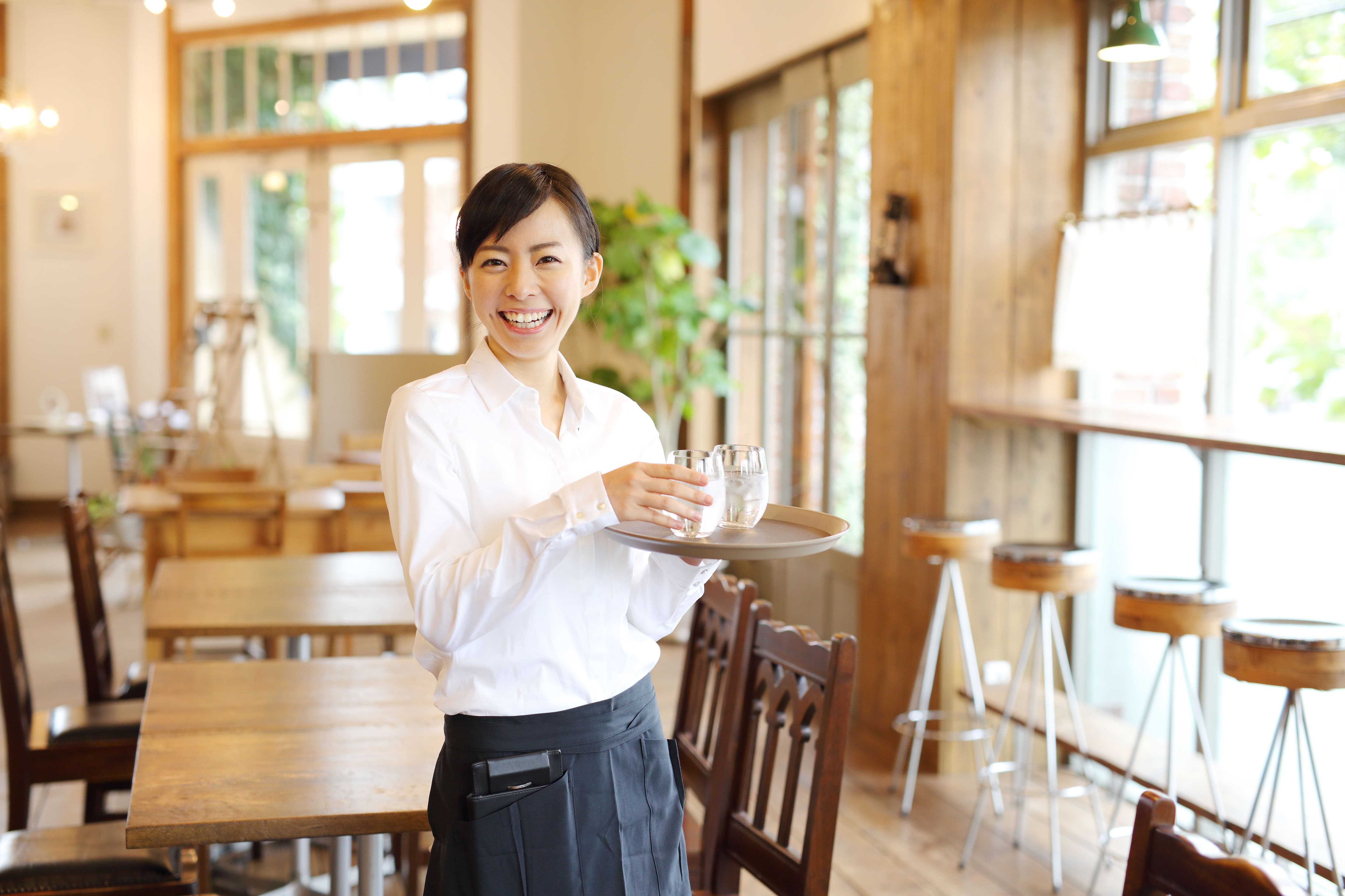 飲食店の新規オープンで必要な届出は？手続き方法や補助金を解説