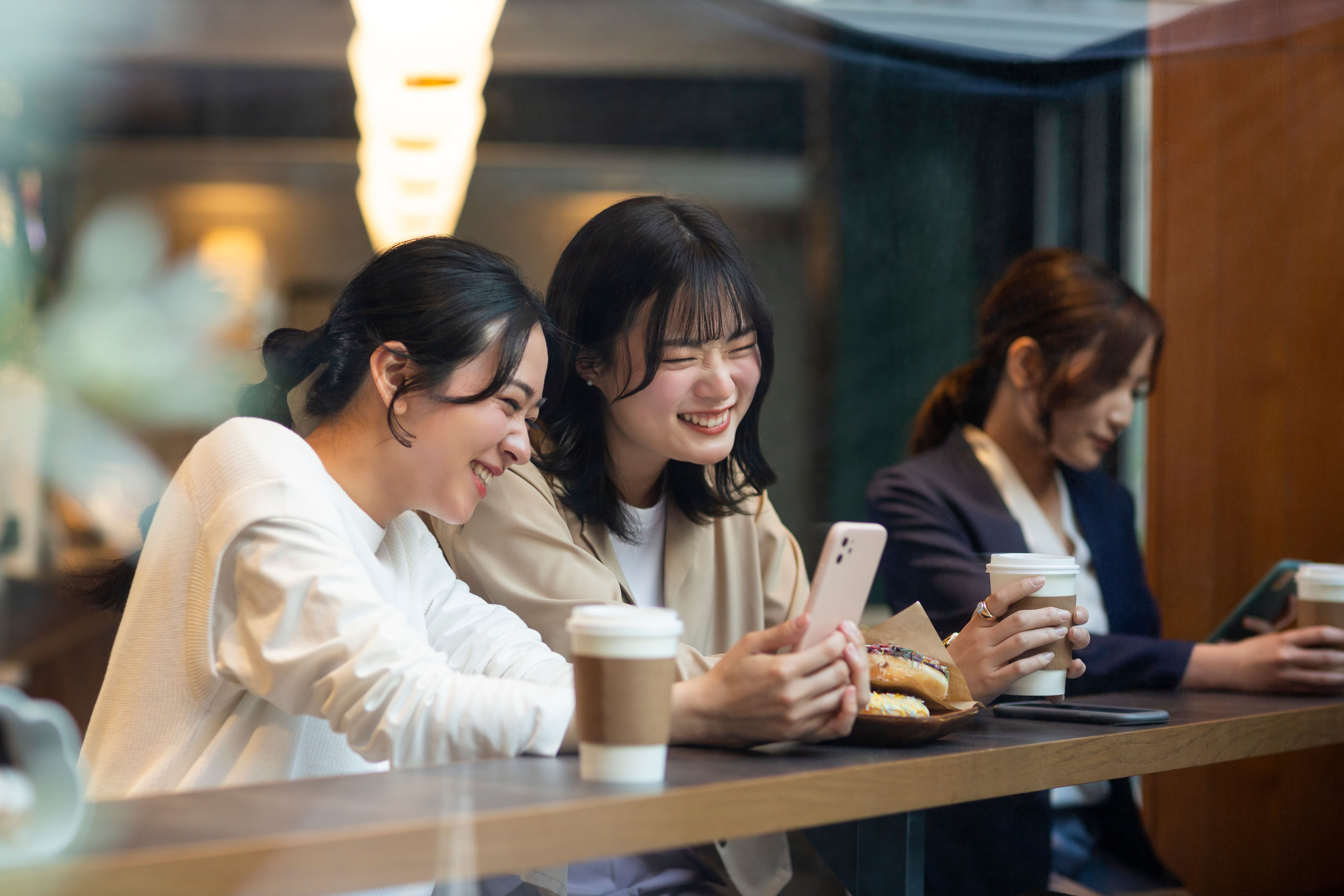 カフェのリピート率を改善するには？顧客満足度を高める7つのポイント