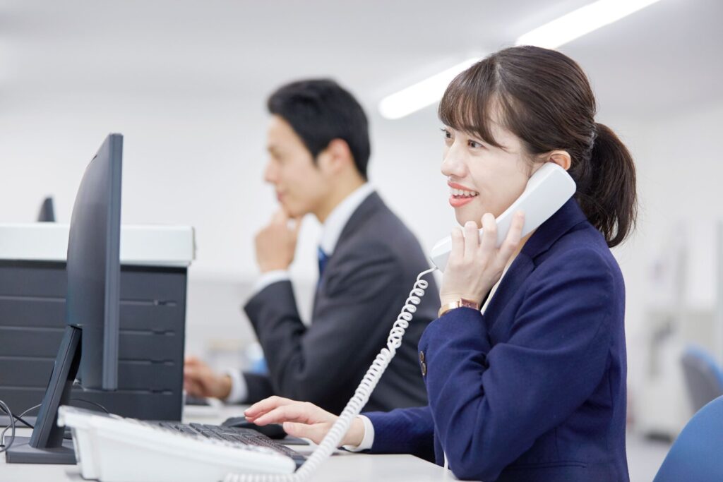 ビジネスフォンの選び方1｜利用台数と同時通話数